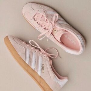 ADIDAS GAZELLE “SANDY PINK GUM"